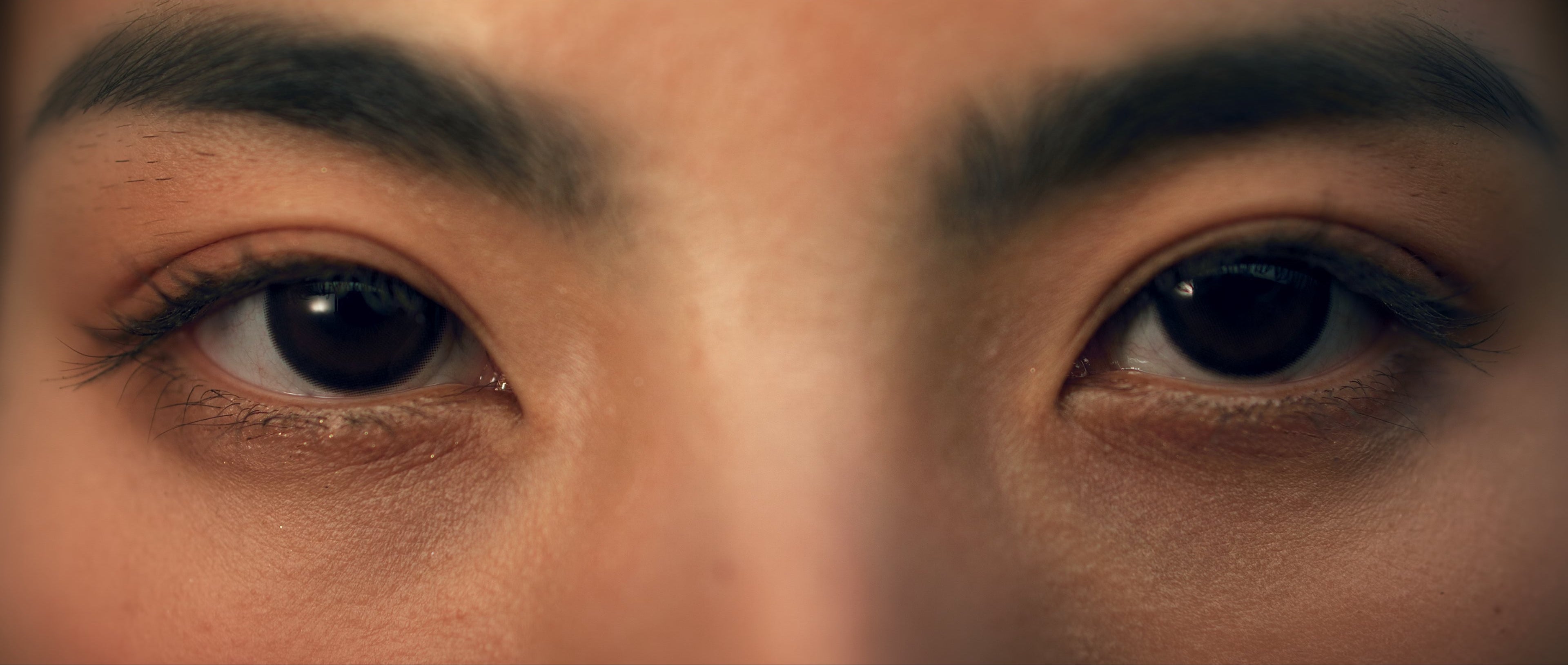 Close-up character shot with compressed background using Chiopt Aura 85mm