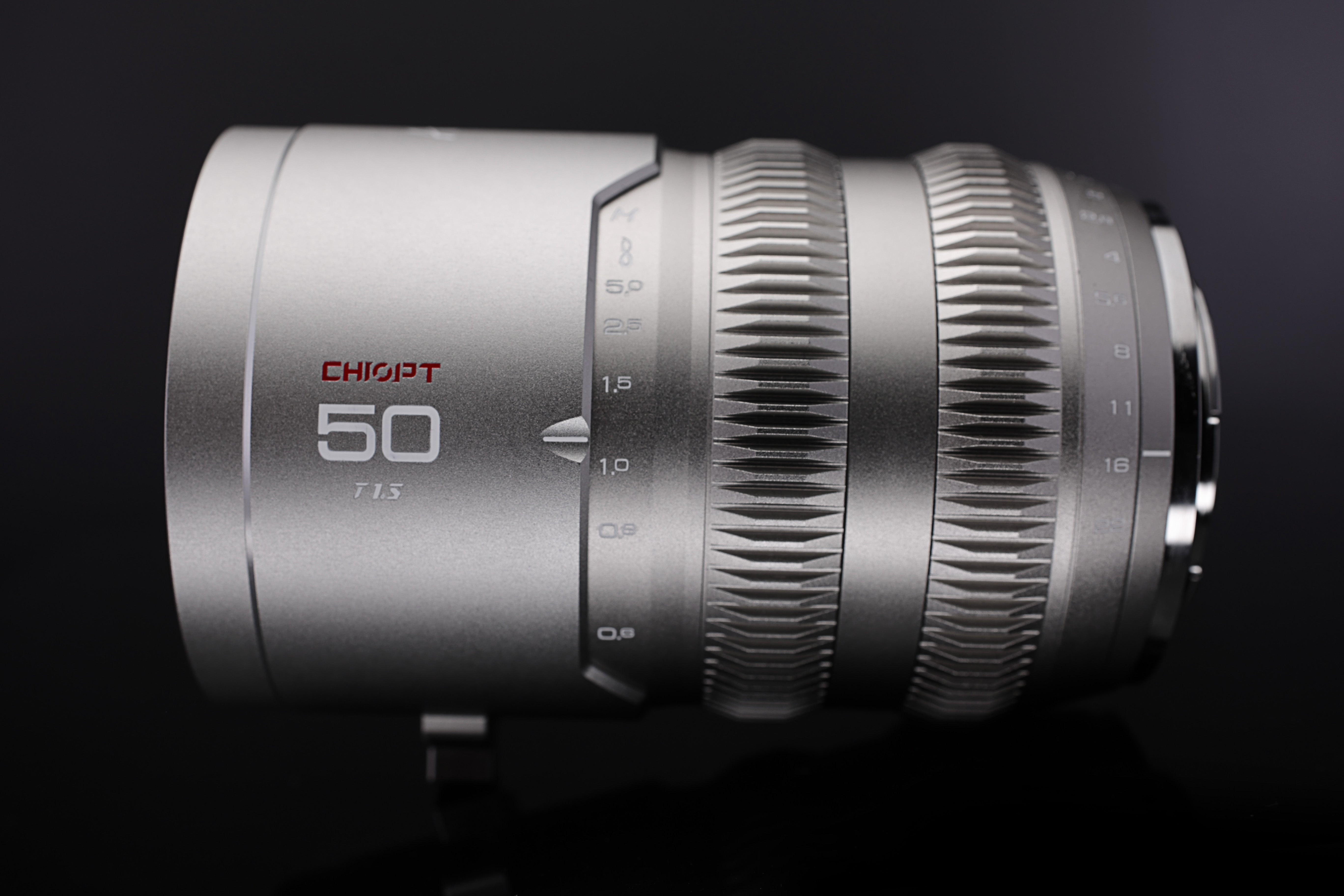 Chiopt Aura 50mm T1.5 cinema prime lens, standard cine lens for 8K camera, cinematic storytelling, commercial shooting, and high-definition close-ups with beautiful natural perspective and color fidelity.