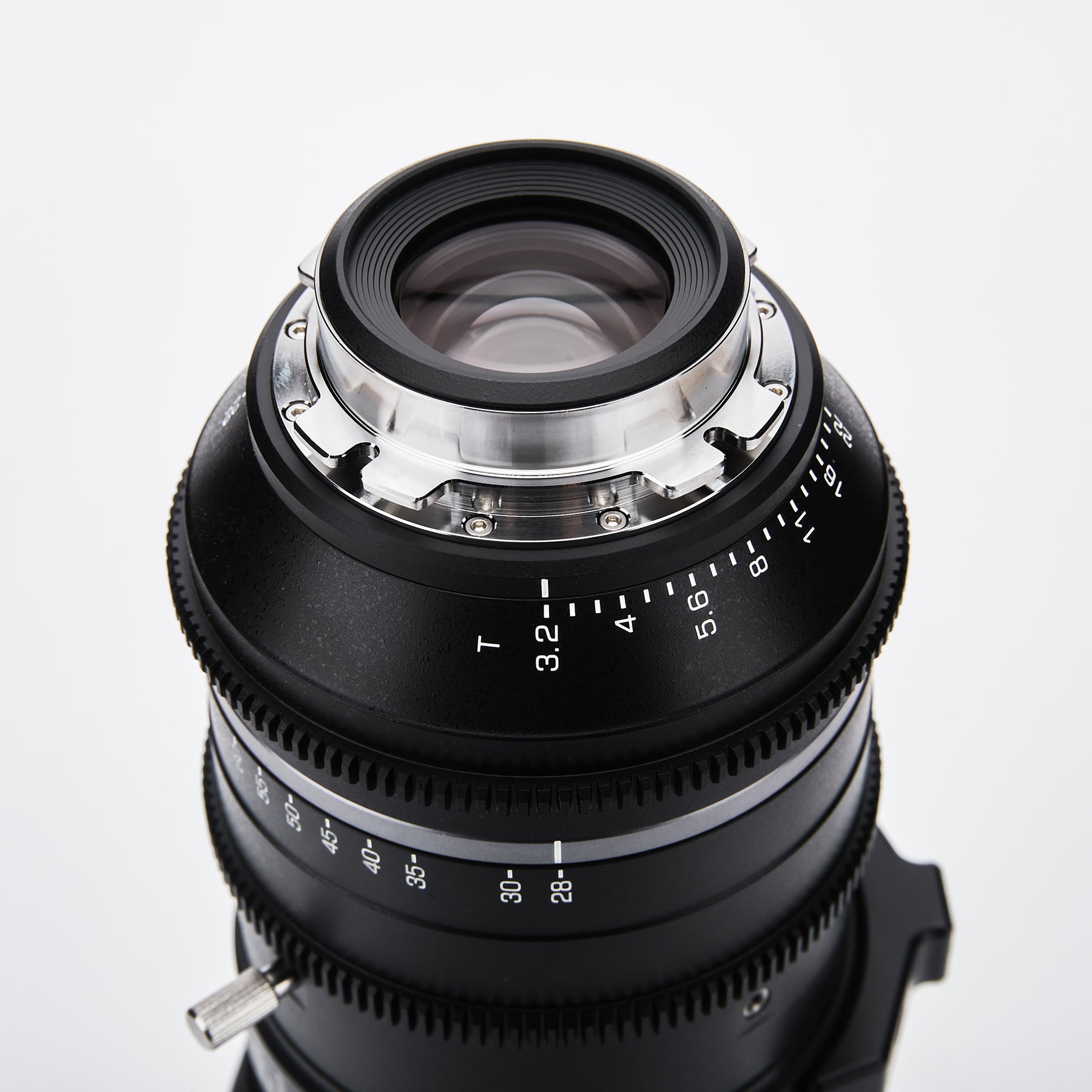 Chiopt Xtreme Zoom 28-85mm cinema lens precision gear ring with industry-standard MOD teeth, smooth and durable for professional follow focus systems. Crafted with high-grade metal materials, Chiopt camera lens delivers exceptional durability, rugged design, and lightweight handling