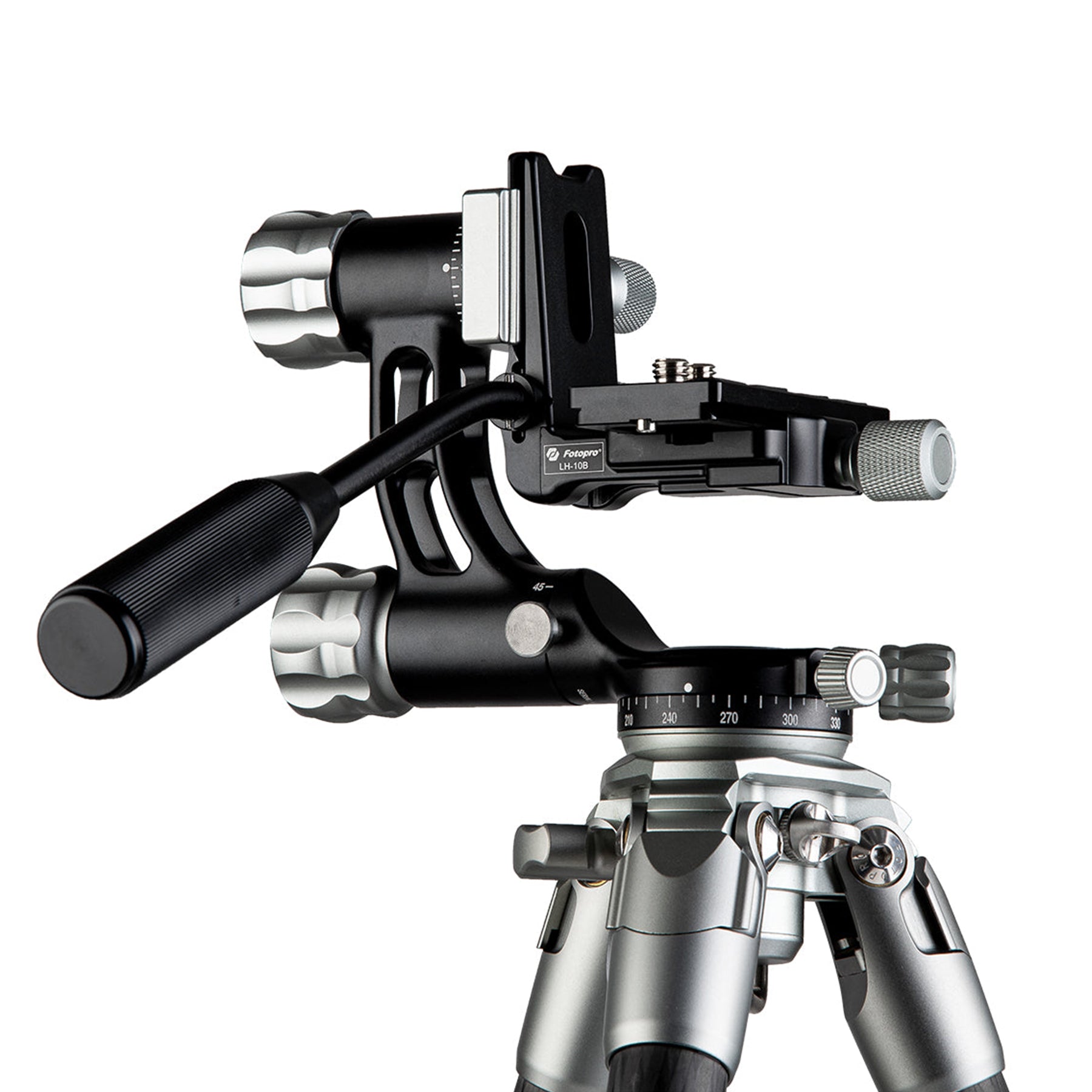 Fotopro E-6H equipped with Arca-Swiss long quick-release plate and safety lock system, provides secure camera mounting and easy adjustments in dynamic outdoor environments. Fotopro E-6H tripod head with 3-in-1 design: hydraulic head, gimbal head, and 360° panoramic head with click-stop for panoramic shooting, quickly switch between modes for versatile photography.