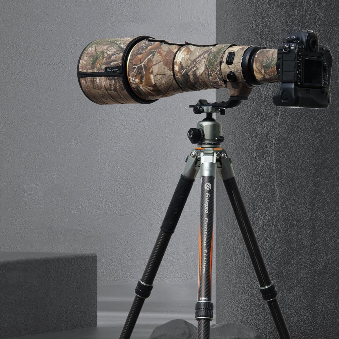 Fotopro T1 Plus ball head tripod paired with telephoto lens, supporting up to 20kg. Stable and durable design for outdoor wildlife photography, birdwatching, and sports shooting with heavy camera gear.