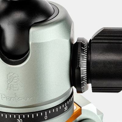 Fotopro T1 Plus carbon fiber travel camera tripod with precision damping lock system, adjustable tension control for smooth camera movement, ideal for stable panning and tilting in landscape, wildlife, and sports photography. Supports heavy DSLR, mirrorless, and cine cameras.