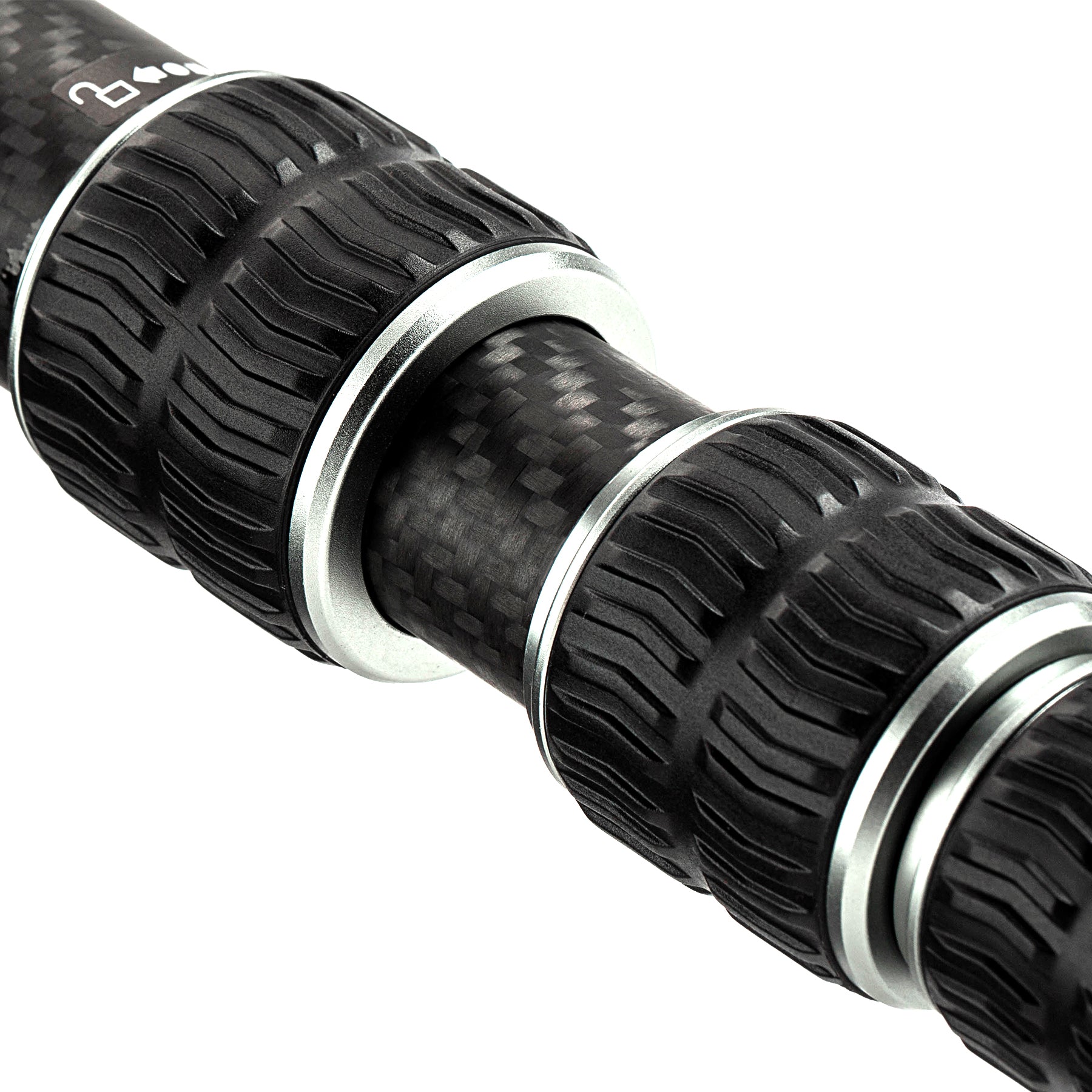 Fotopro T1 Plus carbon fiber tripod with dustproof and waterproof leg seal design, prevents sand, dirt, and moisture from entering, providing reliable stability and long-term durability in extreme outdoor environments such as deserts, beaches, and snowfields.
